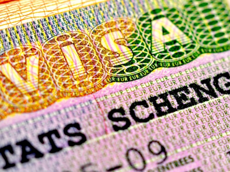 Новые правила выдачи Шенгенской визы вступают в  России  