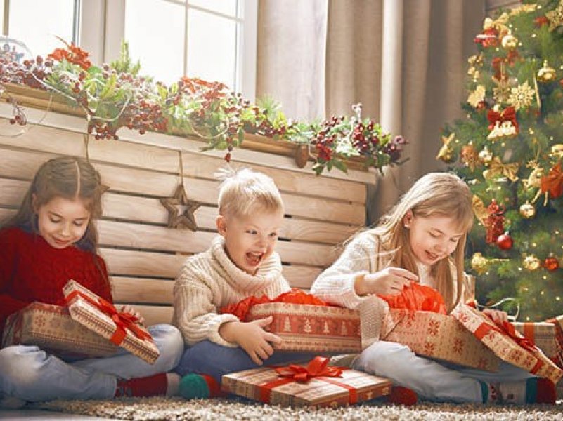  Какие подарки нужно дарить детям на Новый год