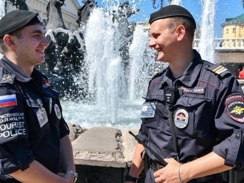 В России  полицейские снова могут проводить отпуск за границей