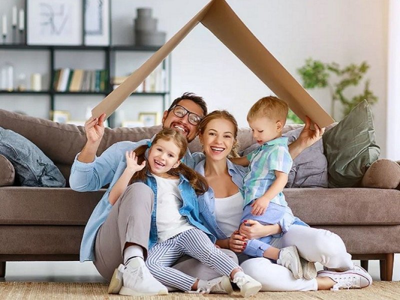  Для семей, усыновивших ребенка предлагают снизить ставку по ипотеке