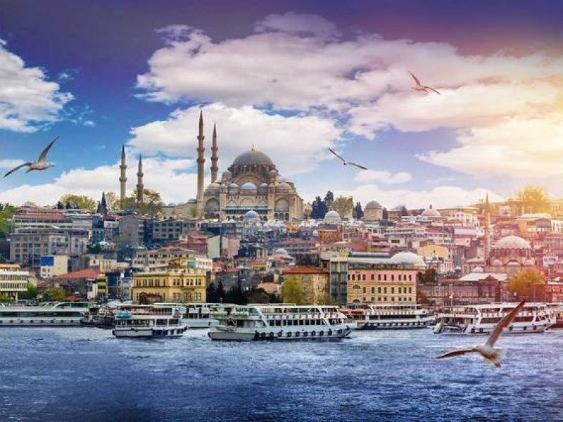 Летний отдых в Турции резко подорожал