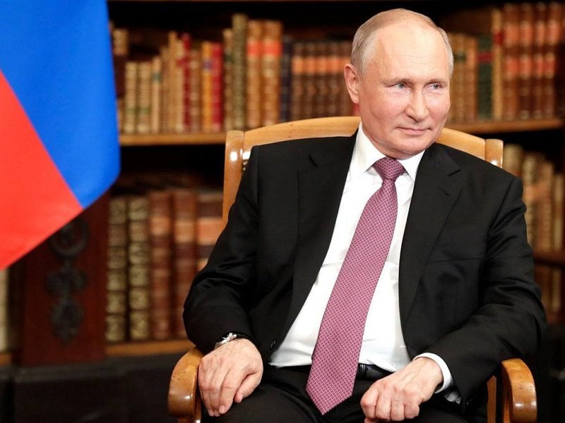  Губернатор Кубани поздравил Владимира Путина с днём рождения  