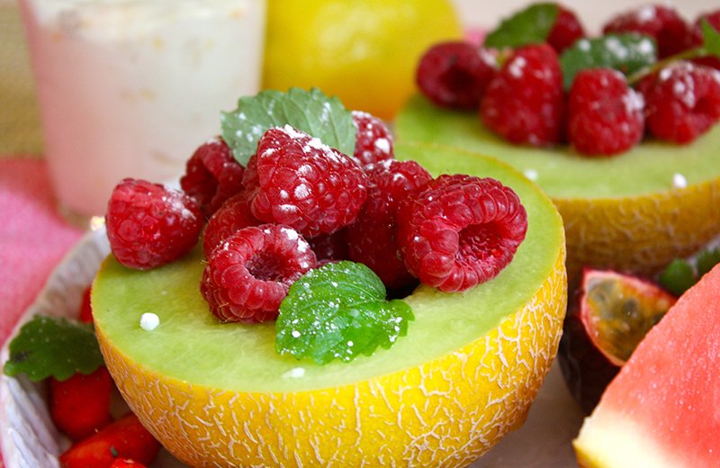 Фруктово-ягодные салаты - эффектный фруктовый десерт
