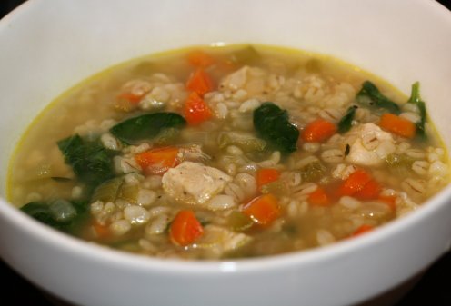 Прозрачные супы и бульоны - куриный бульон с перловкой