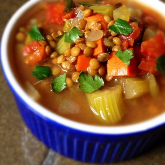 Овощные супы - чечевичный суп с копченым беконом