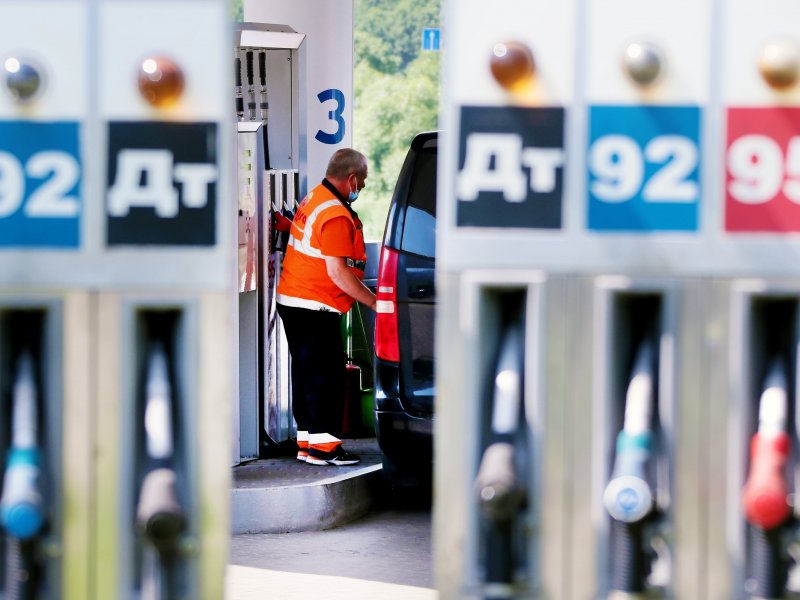 В России снизятся цены на бензин в апреле