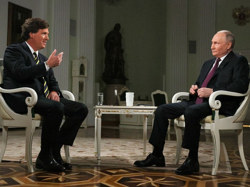 Появилась полная версия интервью Путина Карлсону на русском языке