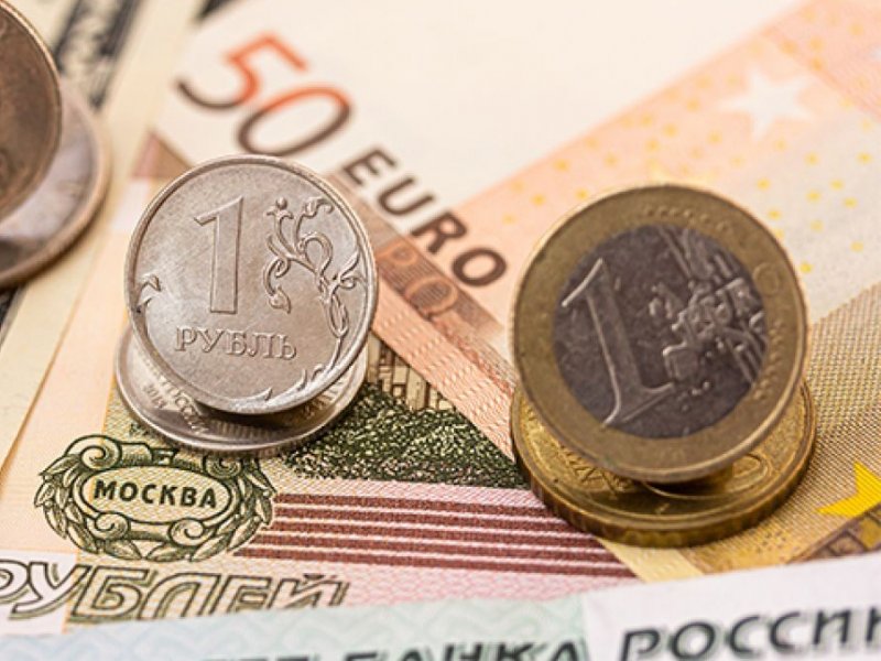  Курс евро превысил 91 рубль впервые  за год