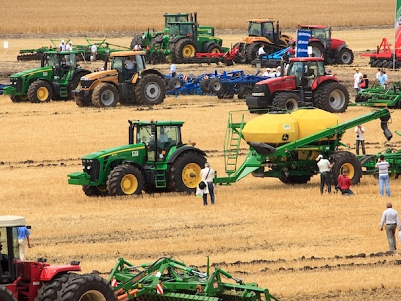  Аграрии на Кубани с начала года купили сельхозтехнику на 4 млрд рублей