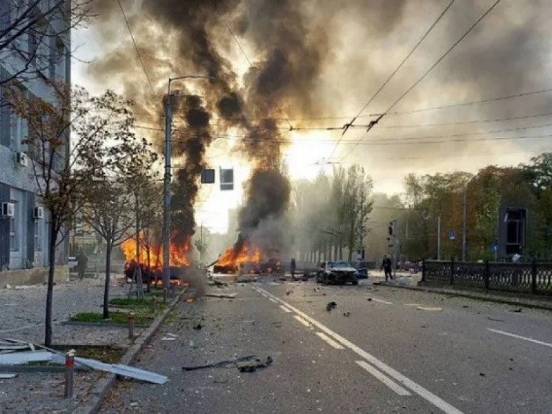 СМИ сообщают о серии взрывов в городах Украины