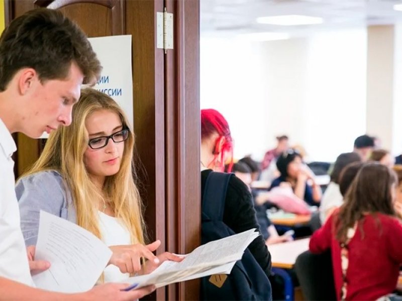    В России вузы объявили дополнительный набор из-за нехватки студентов