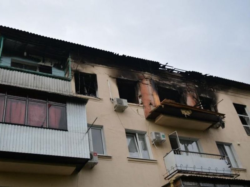 В Краснодаре ночью в многоэтажке  прогремел взрыв, погиб человек  