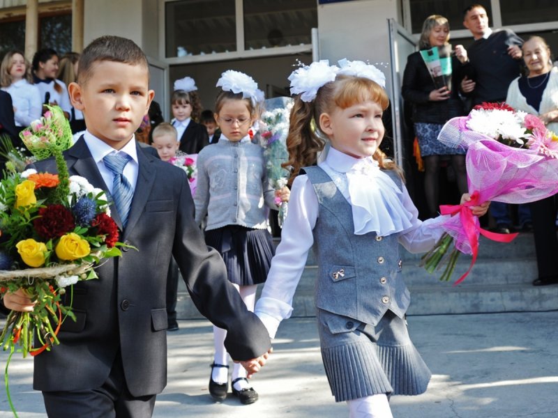   В  России предлагают сделать 1 сентября выходным днем для родителей  школьников