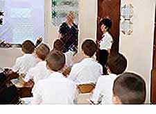 Вице-губернатор Кубани посетила казачий кадетский корпус и художественную школу в Тимашевске