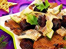 Новогодние рецепты:  вкусные салаты с черносливом