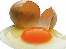 Сегодня любители яичниц и омлета отмечают День яйца