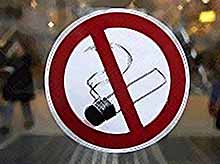 

Большинство россиян одобряют запрет курения для будущих поколений

