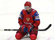 Российские хоккеисты проиграли финнам и не прошли в финал чемпионата мира.
(видео)