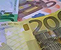 Преступная группа пыталась сбыть миллион  фальшивых евро на Кубани
(видео)